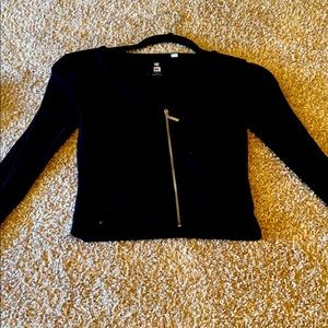 Long sleeve crop top